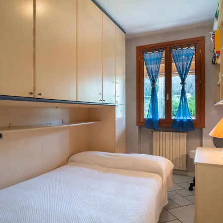Locazione Turistica Valentina Διαμέρισμα *